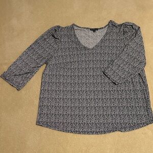 Adrianna Papell Black and White V-Neck Blouse